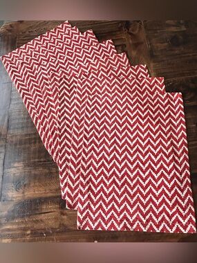 8 Domain Jute /Cotton Table Mats/Place Mats Rust Chevron Pattern-Made In India